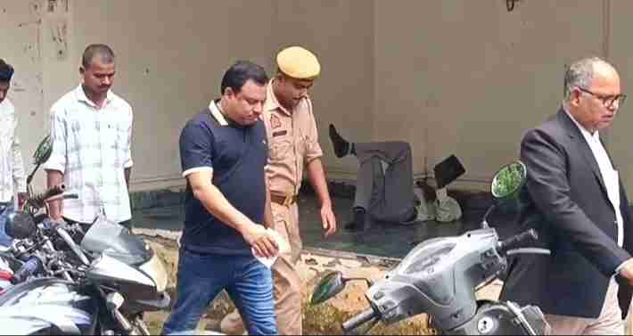 खनन कारोबारी इस्तियाक अहमद खान मुंबई से गिरफ्तार